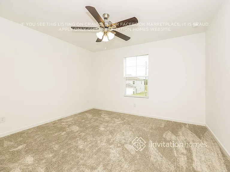 833 Molly Ln — Photo 13
