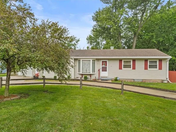 3200 Englewood Ter, Independence, MO 64052