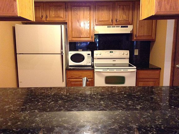 5th image of 29 Brenden Ct