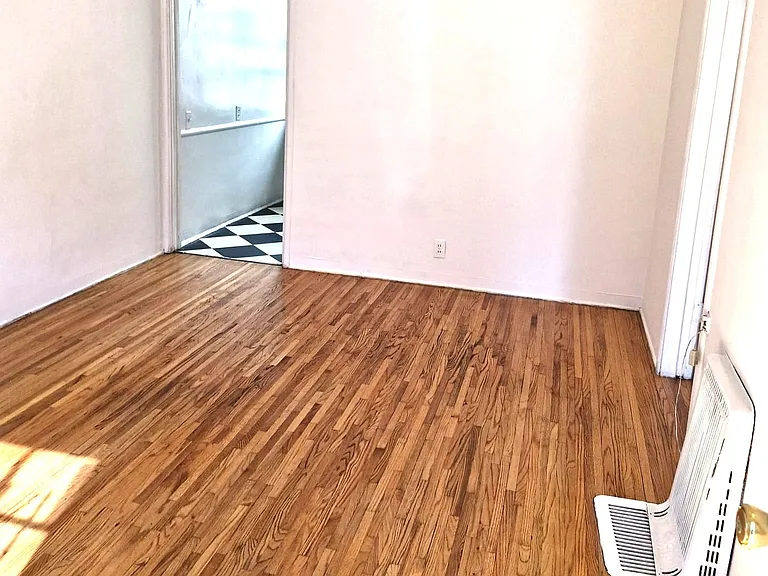 7315 Willoughby Ave #7315 — Photo 4