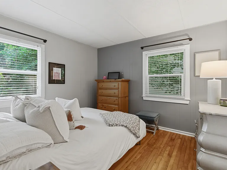 6115 Delmar St — Photo 13