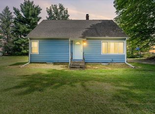 9718 19 1/2 Mile Rd, Marshall, MI 49068