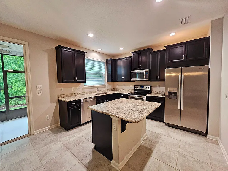 144 Paradas Pl — Photo 4