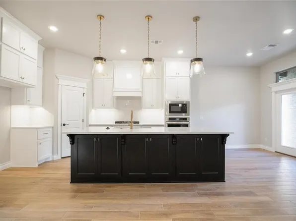 5632 Prickly Wild Way, Edmond, OK 73034
