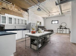 201 S Calhoun St APT 309, Fort Worth, TX 76104
