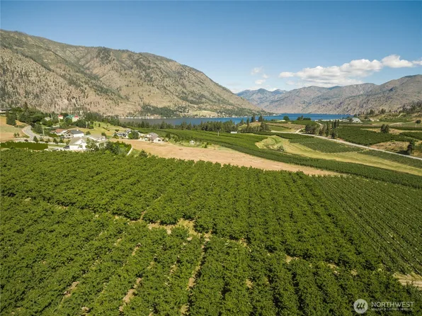 950 Loop Avenue, Manson, WA 98831