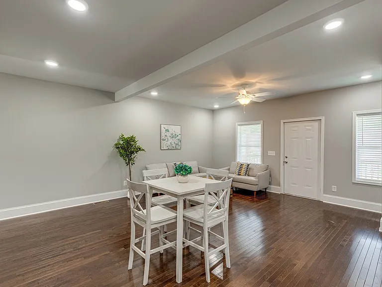 448 Caldwell Dr — Photo 12