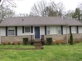 1023 Hillcrest Dr, Murfreesboro, TN 37129
