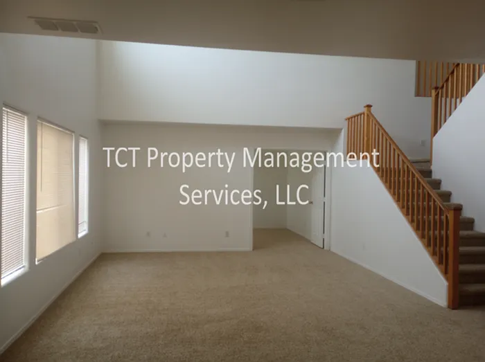 2602 S 112th Dr — Photo 5
