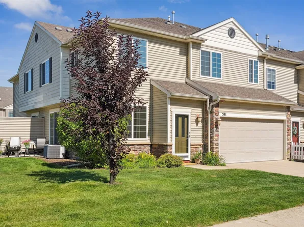 581 85th St, West Des Moines, IA 50266
