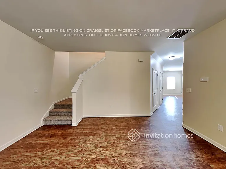 2465 Valley Creek Dr — Photo 5