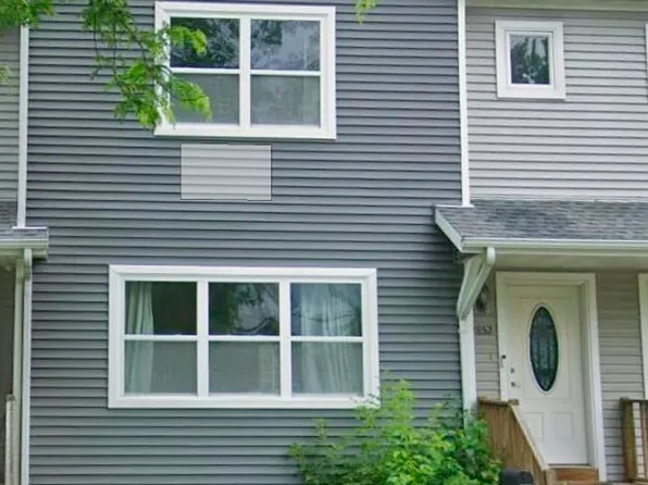 2852 Commercial Ave, Madison, WI 53704