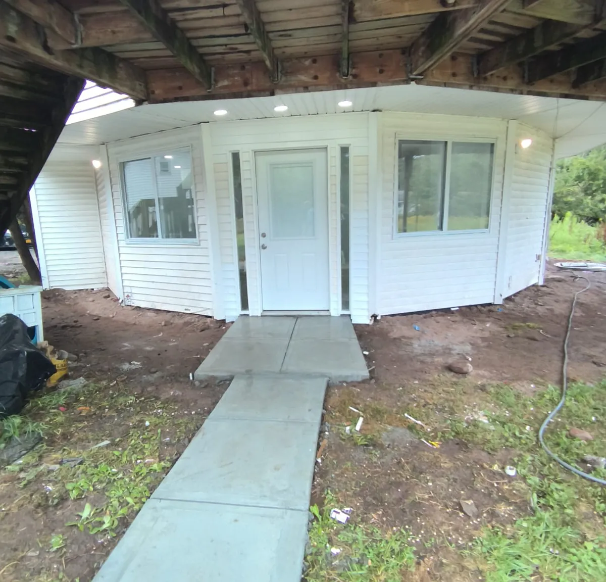 2 bed, $1,400 — Photo 2