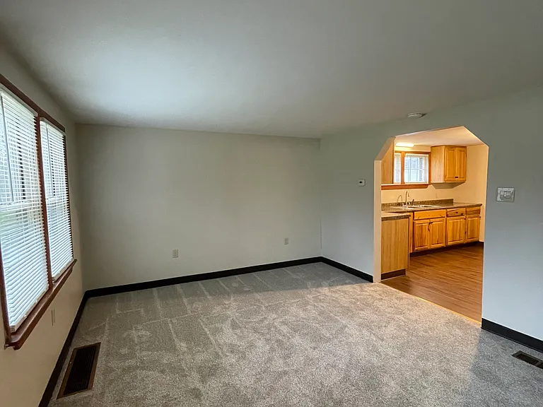3682 Sample Rd — Photo 9