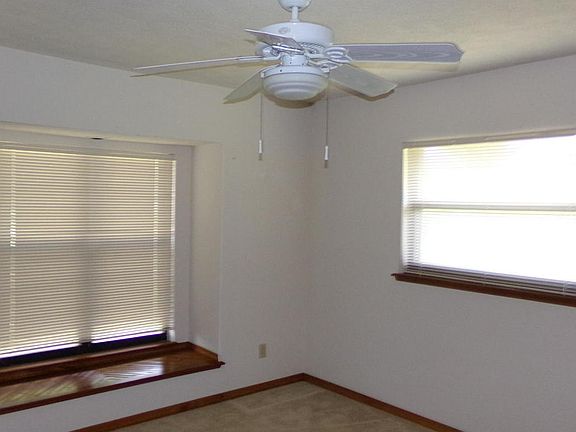 3rd image of 5650 SE 42nd Ave