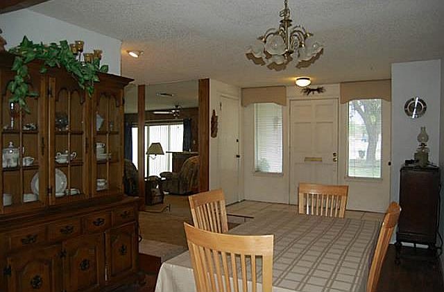 1st image of 1404 El Camino Real