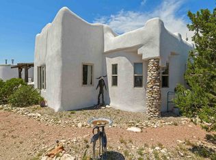 29 Old Goat Rd, Cerrillos, NM 87010