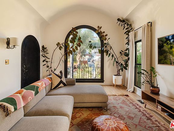4th image of 2656 Glendale Blvd