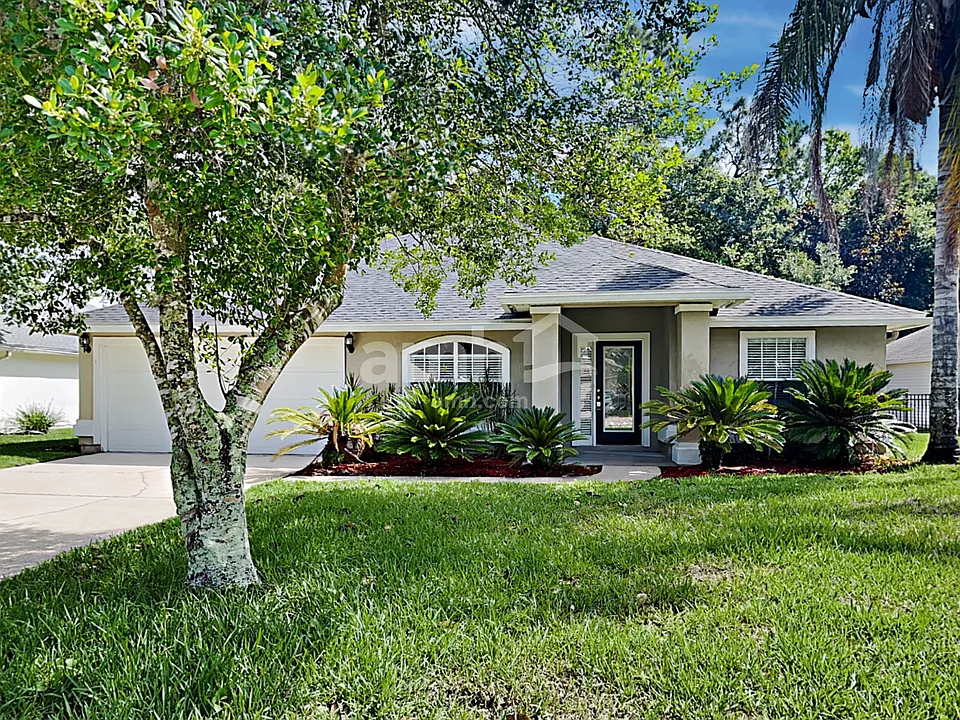 745 Grand Parke Dr