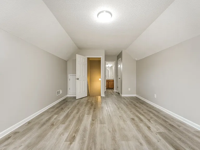 1297 Millstone Way — Photo 14