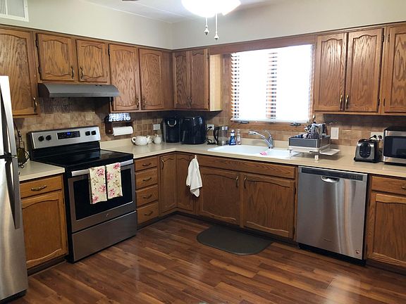 5th image of 11000 Theresa Cir