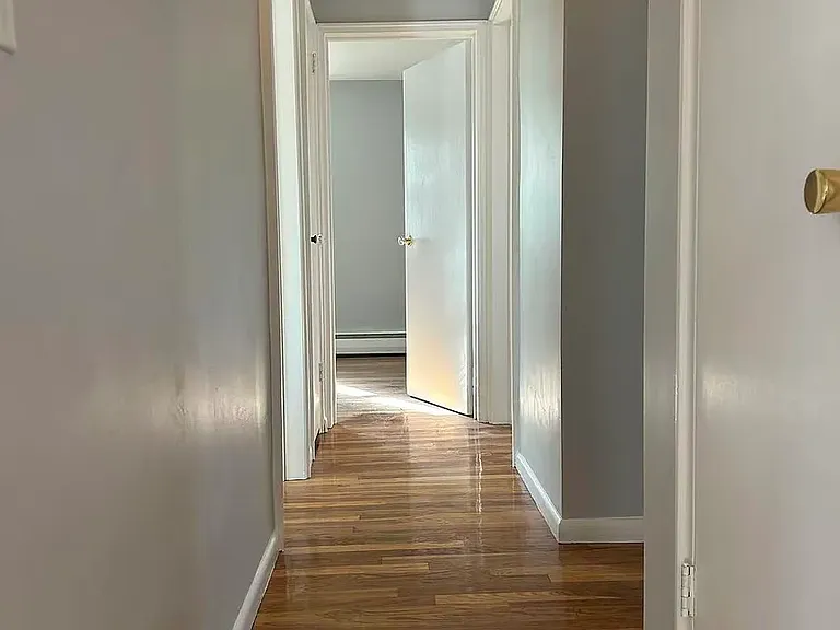10 Carson Rd — Photo 3