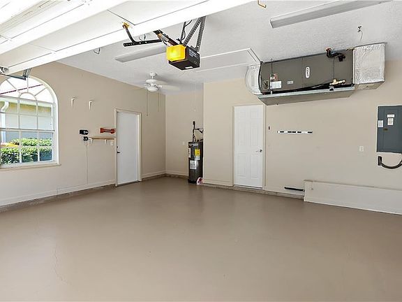 2nd image of 2245 46th Avenue