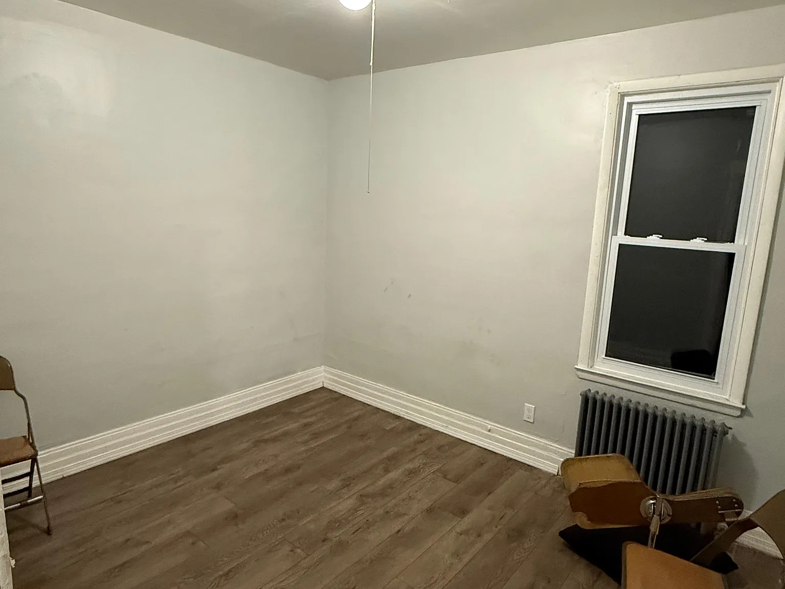 3 bed, 990 sqft, $950 — Photo 2
