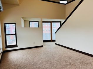 1370 NW 18th St #215, Ankeny, IA 50023