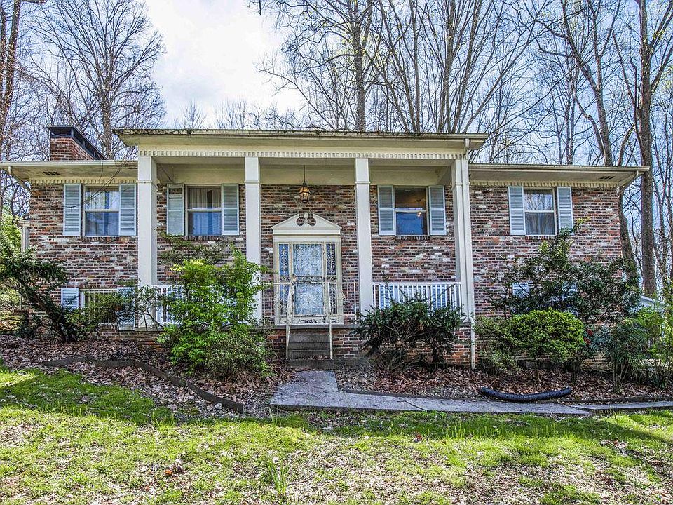 1st image of 1556 Cherrybrook Dr