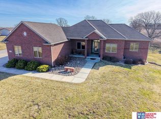 1900 N 129th St, Lincoln, NE 68527