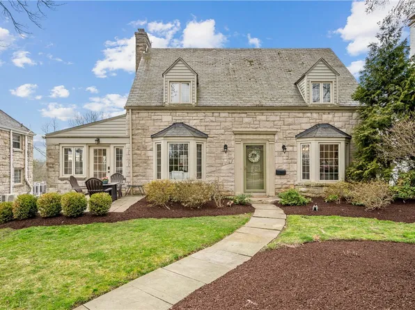 176 Vernon Dr, Pittsburgh, PA 15228