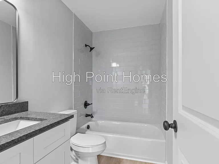 400 Gallery Ln #D4 — Photo 19