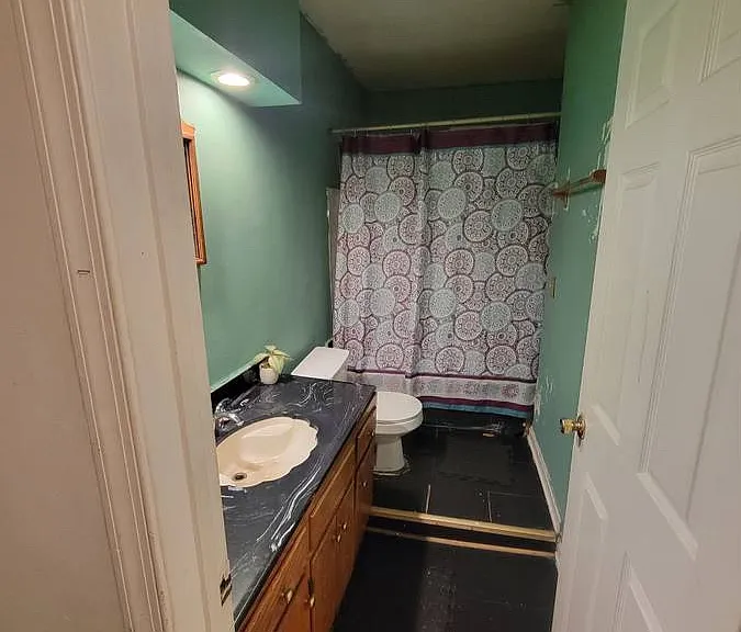 518 Tunbridge Rd — Photo 6