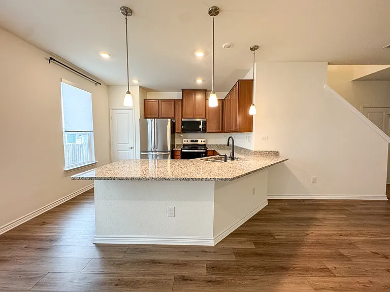 14839 Vance Jackson Rd #1005 — Photo 4