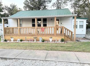 407 E Chester St, Pinckneyville, IL 62274