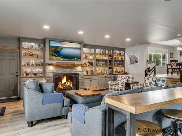 1702 Newton Dr, Cheyenne, WY 82001