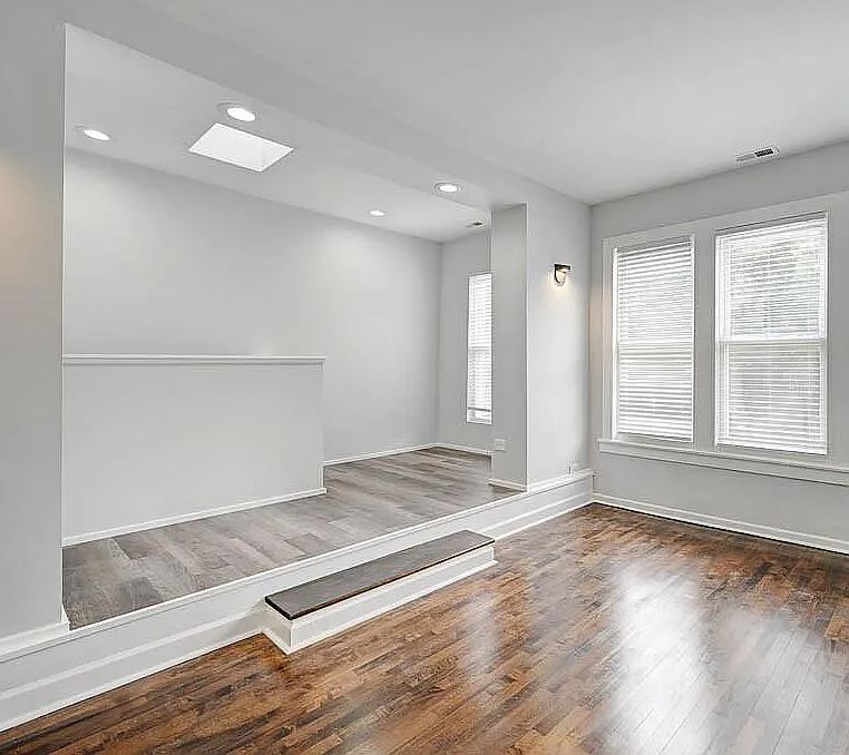 1st image of 959 N Wolcott Ave #2A