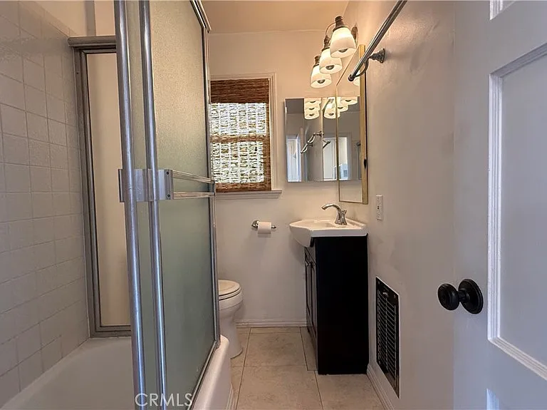 612.5 Narcissus Ave — Photo 10