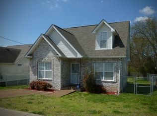 3327 Moorewood Dr, Nashville, TN 37207
