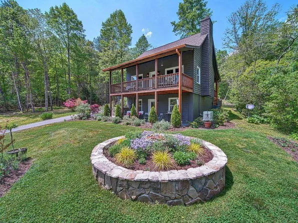 196 Poteete Creek Rd, Blairsville, GA 30512