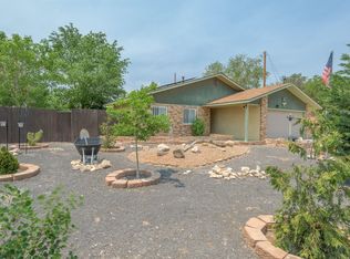 1505 33rd Cir SE, Rio Rancho, NM 87124