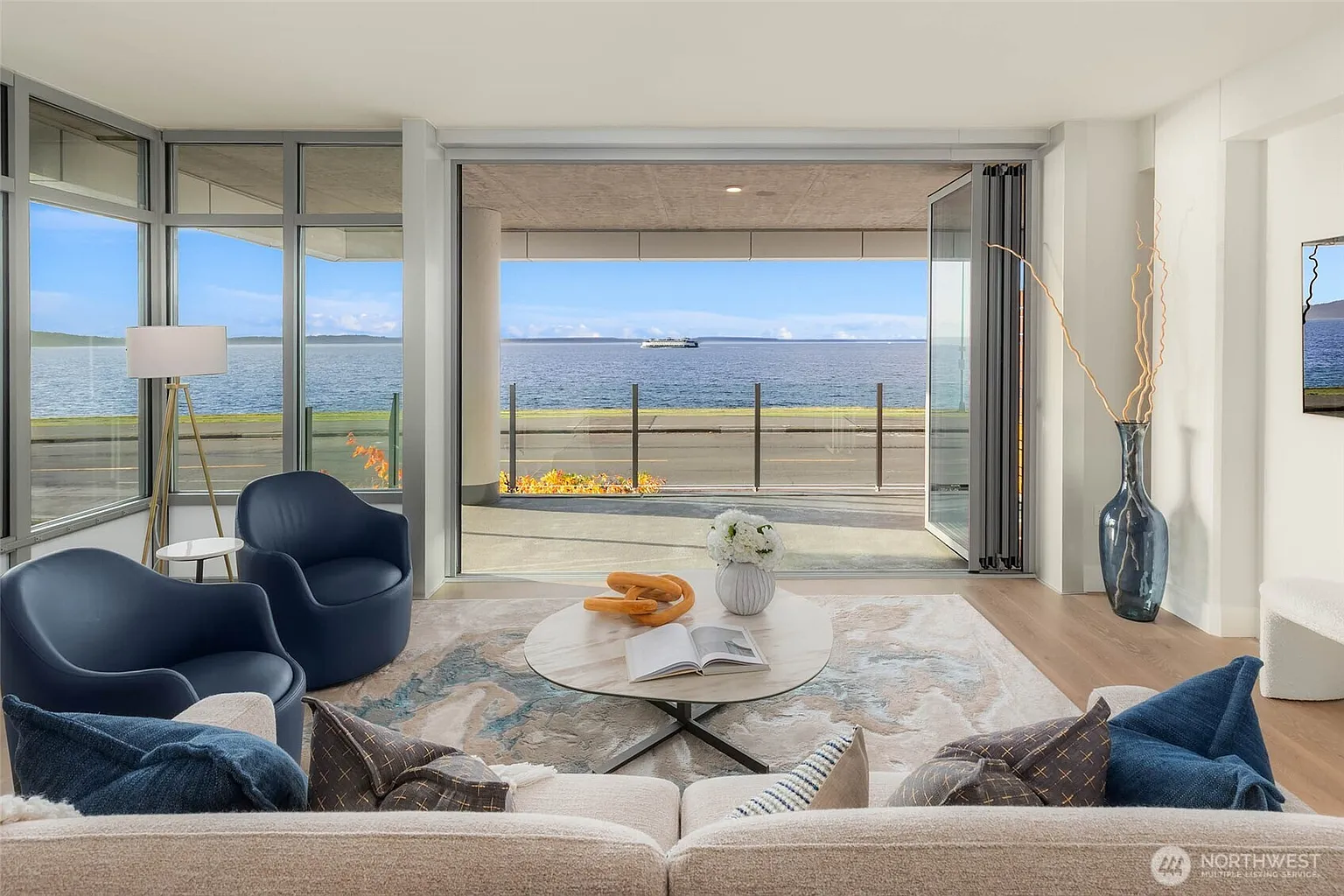 1250 Alki Avenue SW #2A photo 1