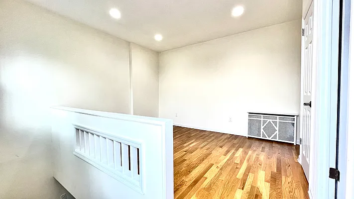 Rented by JK Dansar Corp | media 13