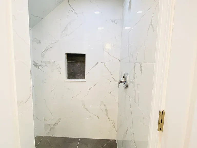 48 Moulton Rd #2 — Photo 9