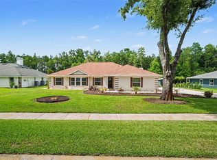 1015 Hastings Ct, Lutz, FL 33548