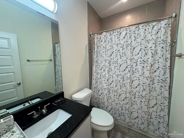 3609 Valeria St #3 — Photo 14