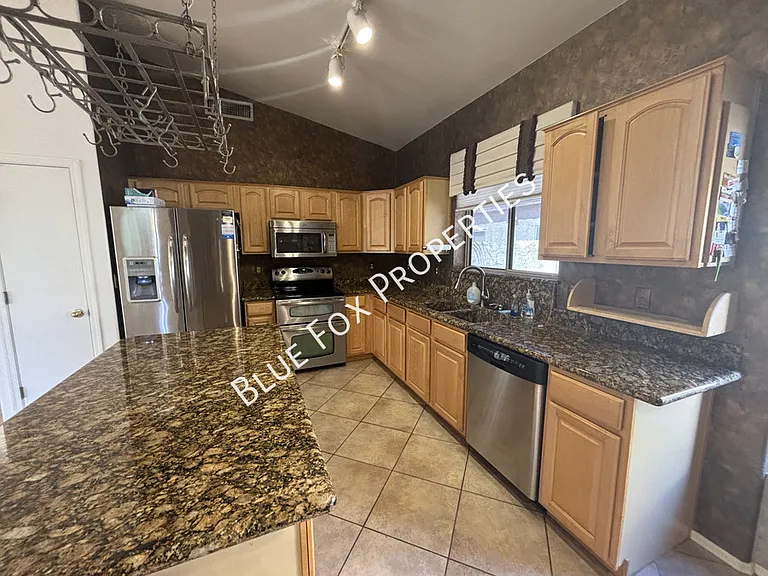 9511 E Briana Ln — Photo 2