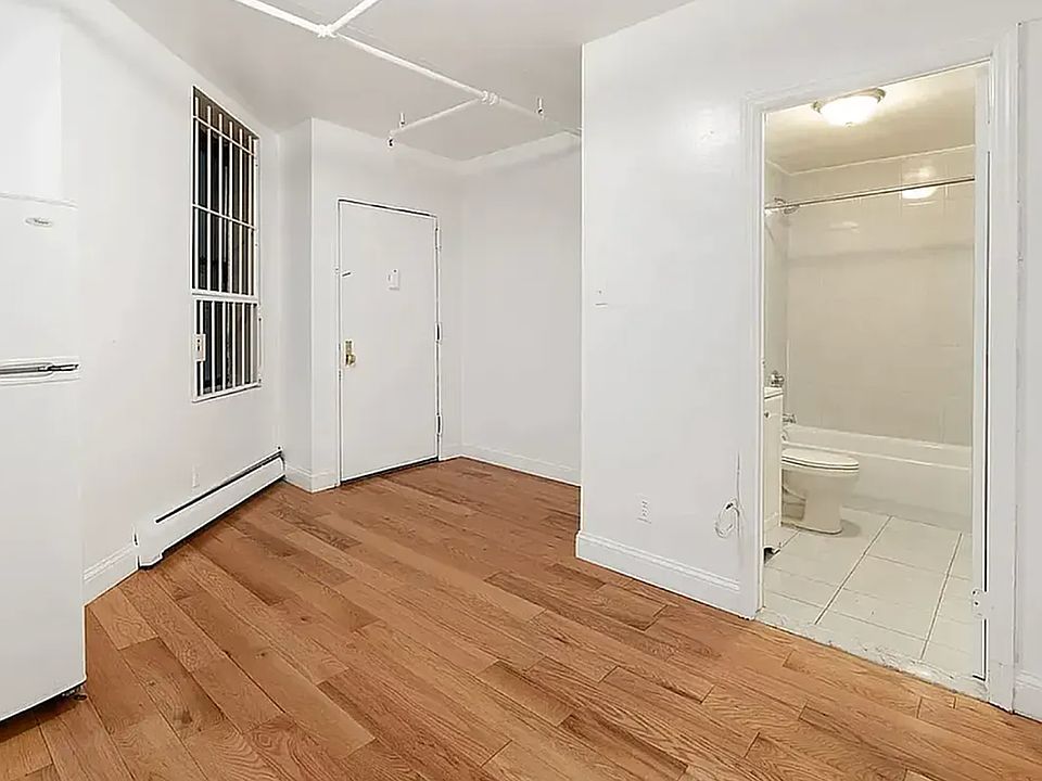 1st image of 375 Pleasant Ave APT 1B