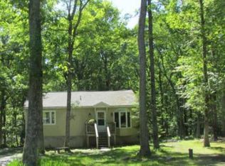 103 White Tail Ln, Milford, PA 18337